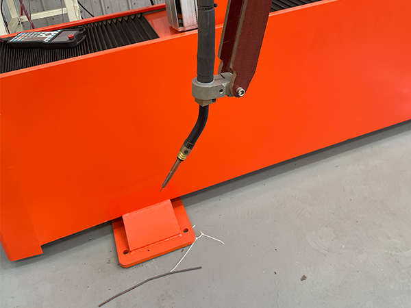 機器人焊接出現偏焊該怎們解決？