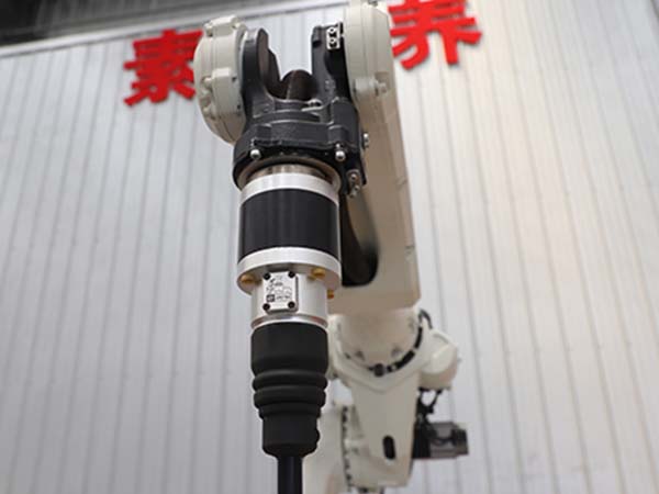 自動焊接機器人的觸頭多久更換一次？