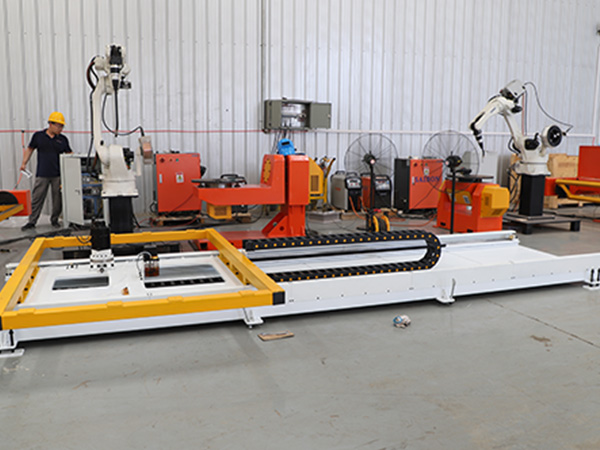 焊接機器人的外部軸是用來做什么的？