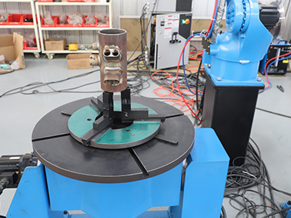 焊接機器人的高溫焊渣應該怎樣處理？