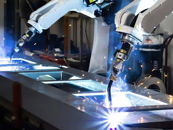 自動焊接機器人提高產品競爭力的秘訣