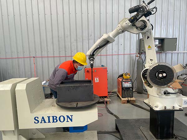 焊接機器人給焊接行業帶來了什么？